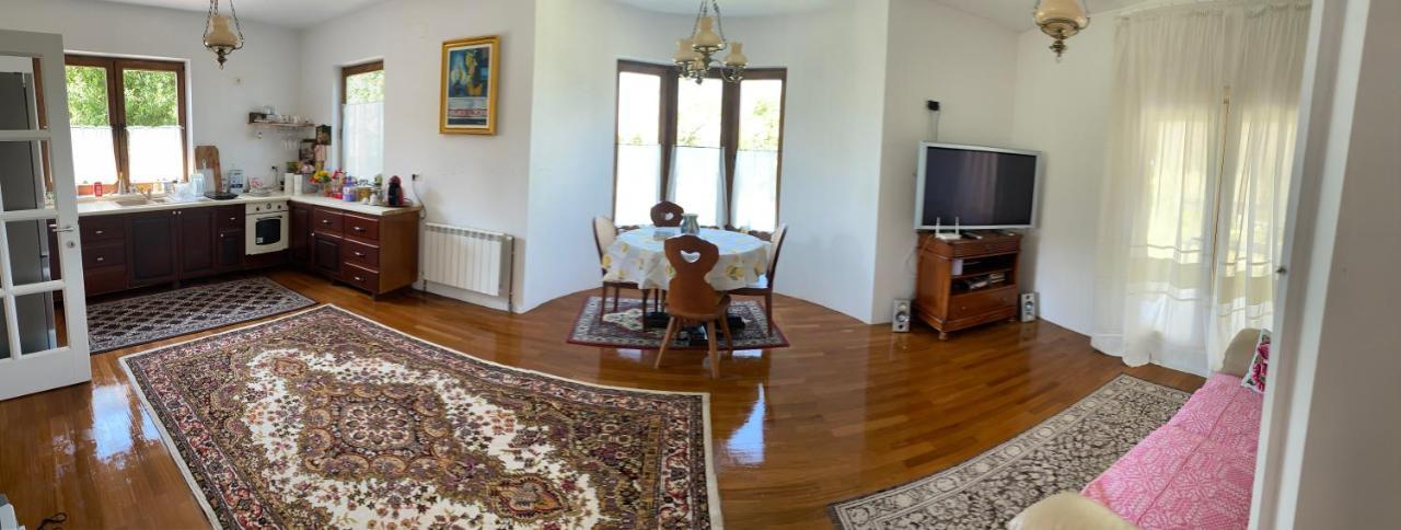 Вілла Casa Dea Gladna Montana Екстер'єр фото